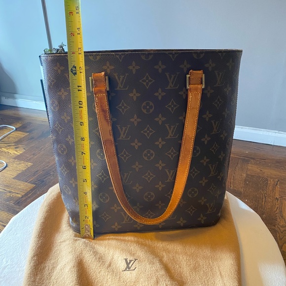Louis Vuitton Monogram bag - Picture 3 of 8